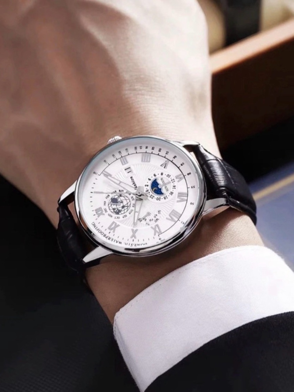 Classic Men’s Dress Watch with White Dial and Black Leather Strap